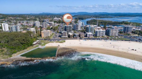 The Strand 303, Forster